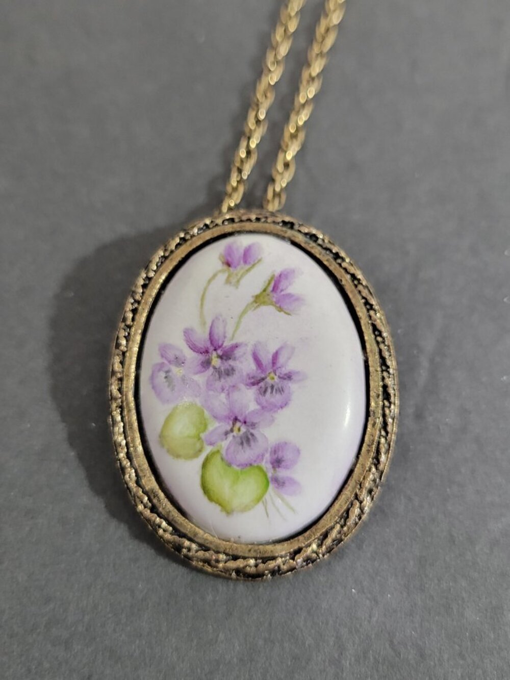 Hand Painted Floral Pendant Brooch Necklace Gold Tone Rope Chain Violets Vintage